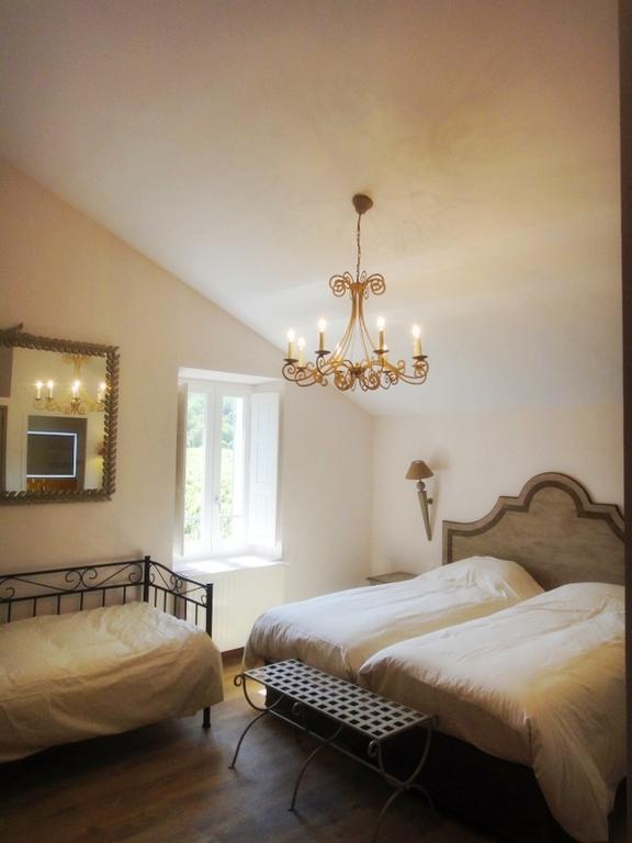Les Terres De Saint Hilaire Ollières Quarto foto